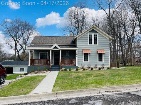 909 Williams Street Fenton City MI 48430