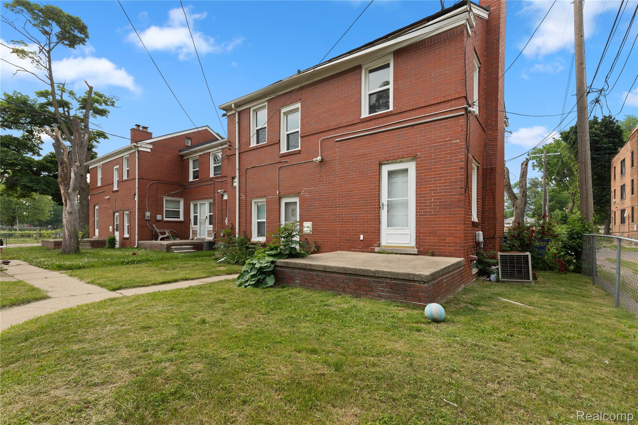 Detroit City, Michigan 48221, United States, 3 Bedrooms Bedrooms, ,2 BathroomsBathrooms,Residential,Active,151749