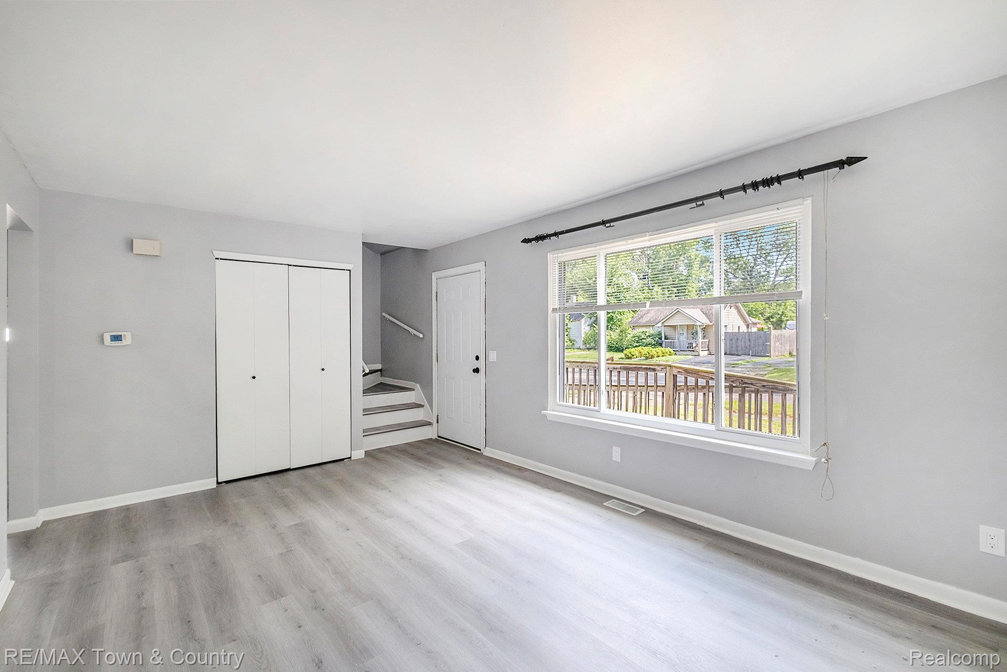 3127 Woodrow Avenue