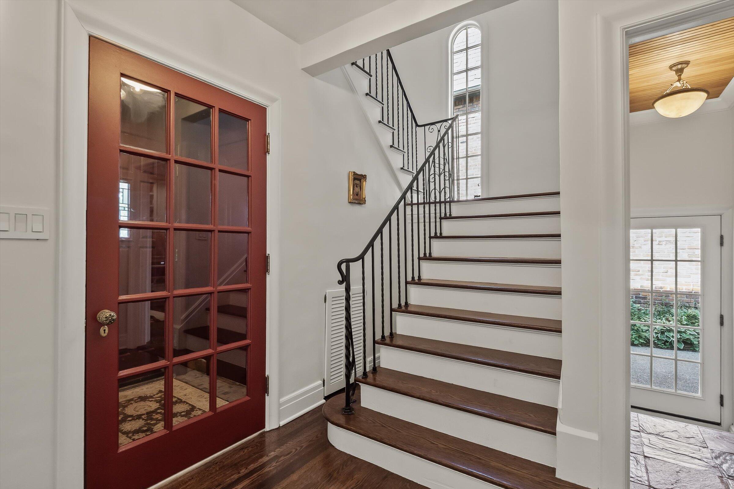 8286 Huntington Road