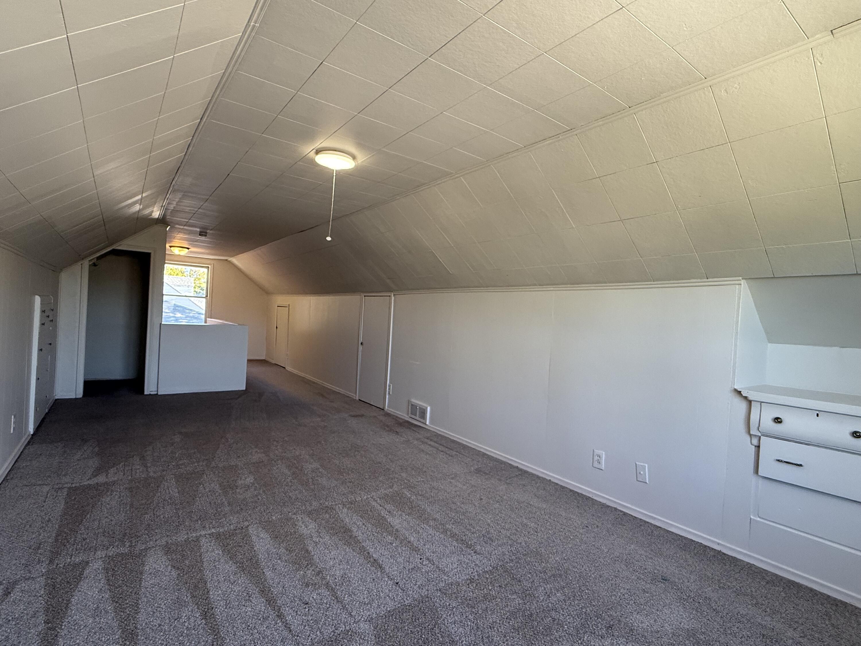 15305 Evergreen Avenue