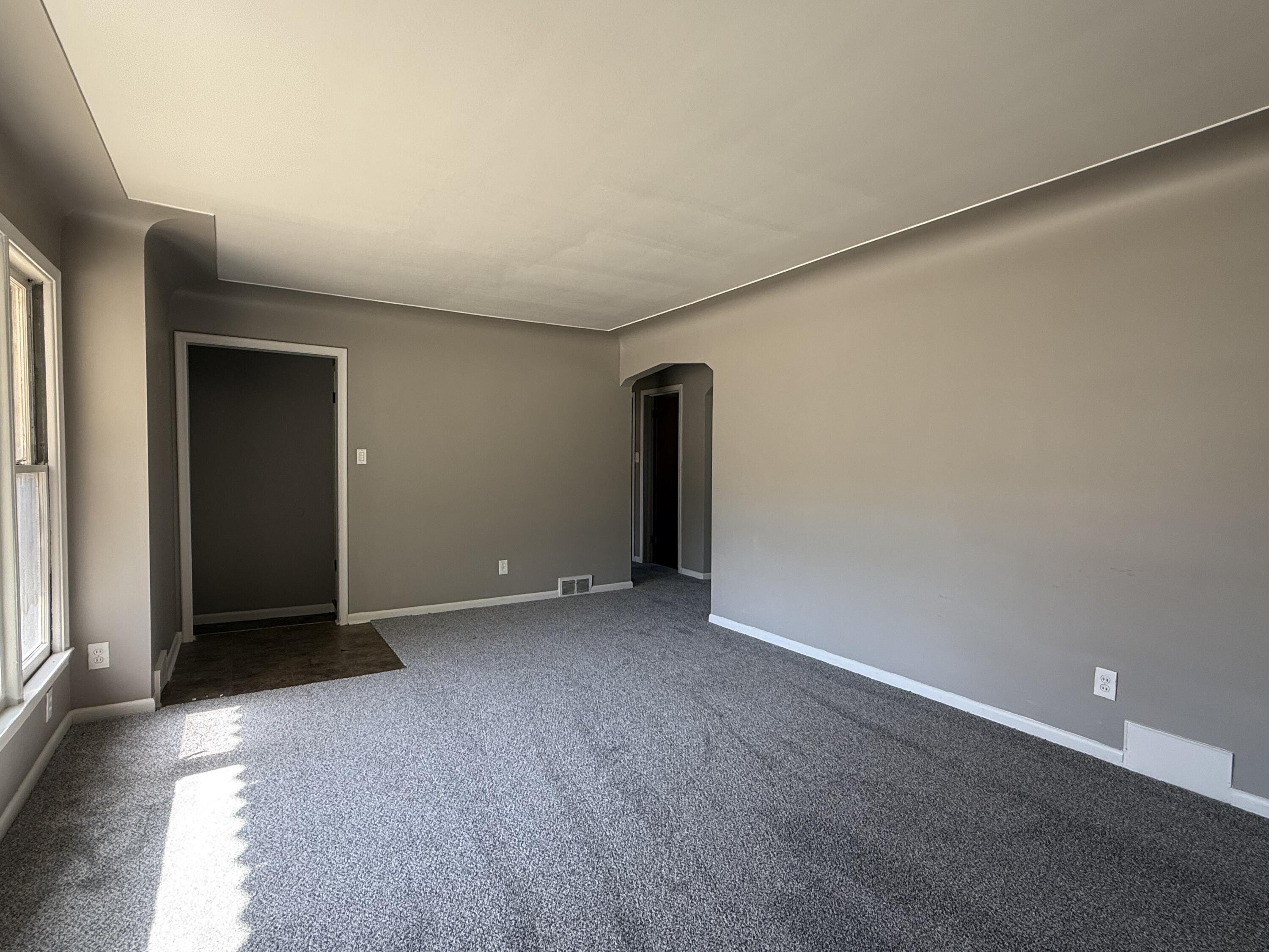 15305 Evergreen Avenue