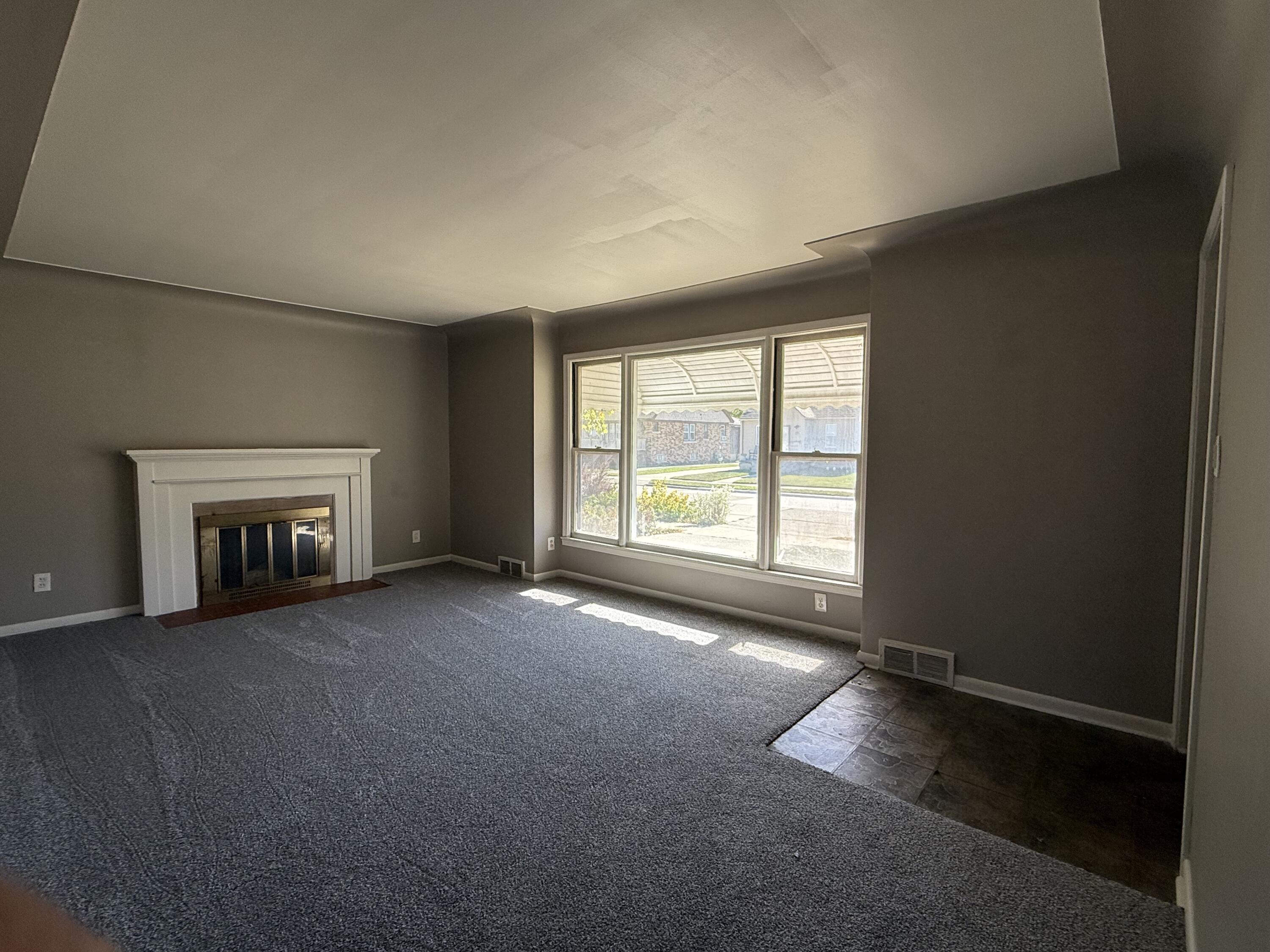 15305 Evergreen Avenue