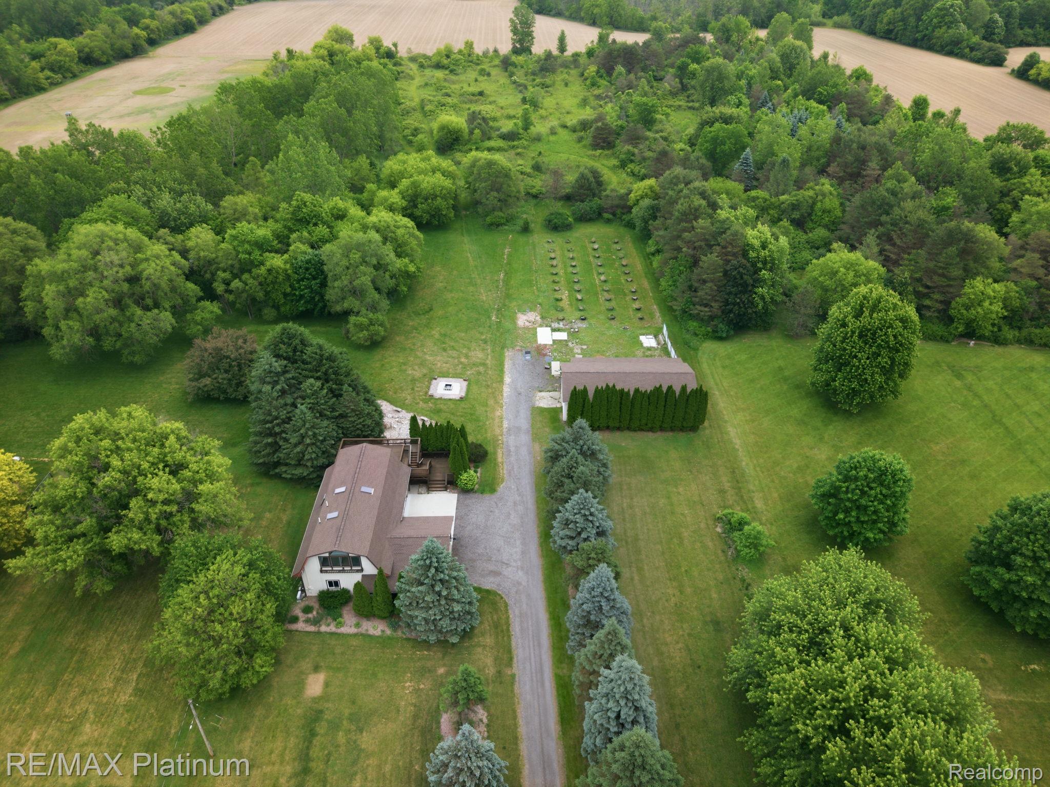 4328 N Gale Road