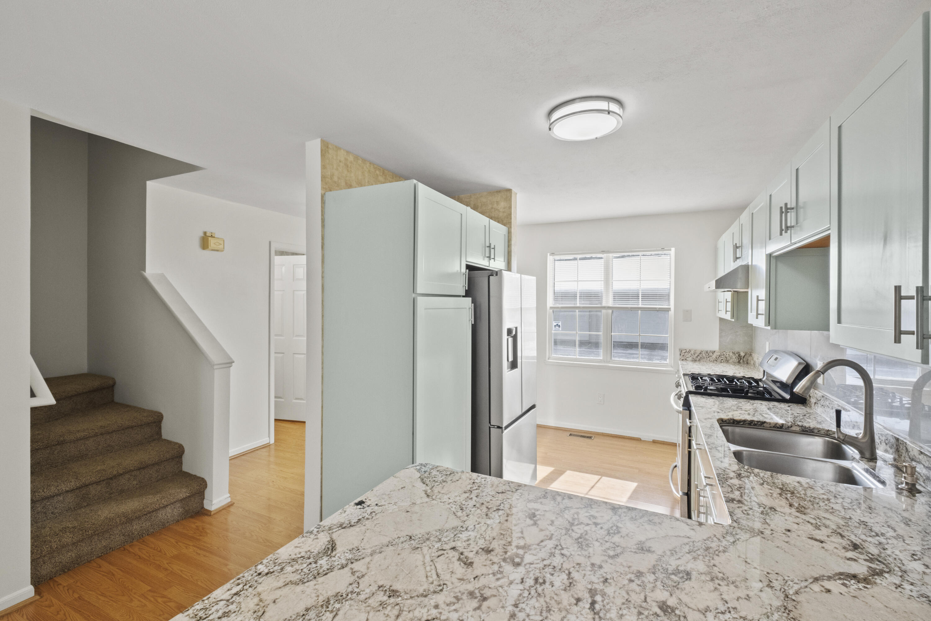 992 Ada Place Drive SE