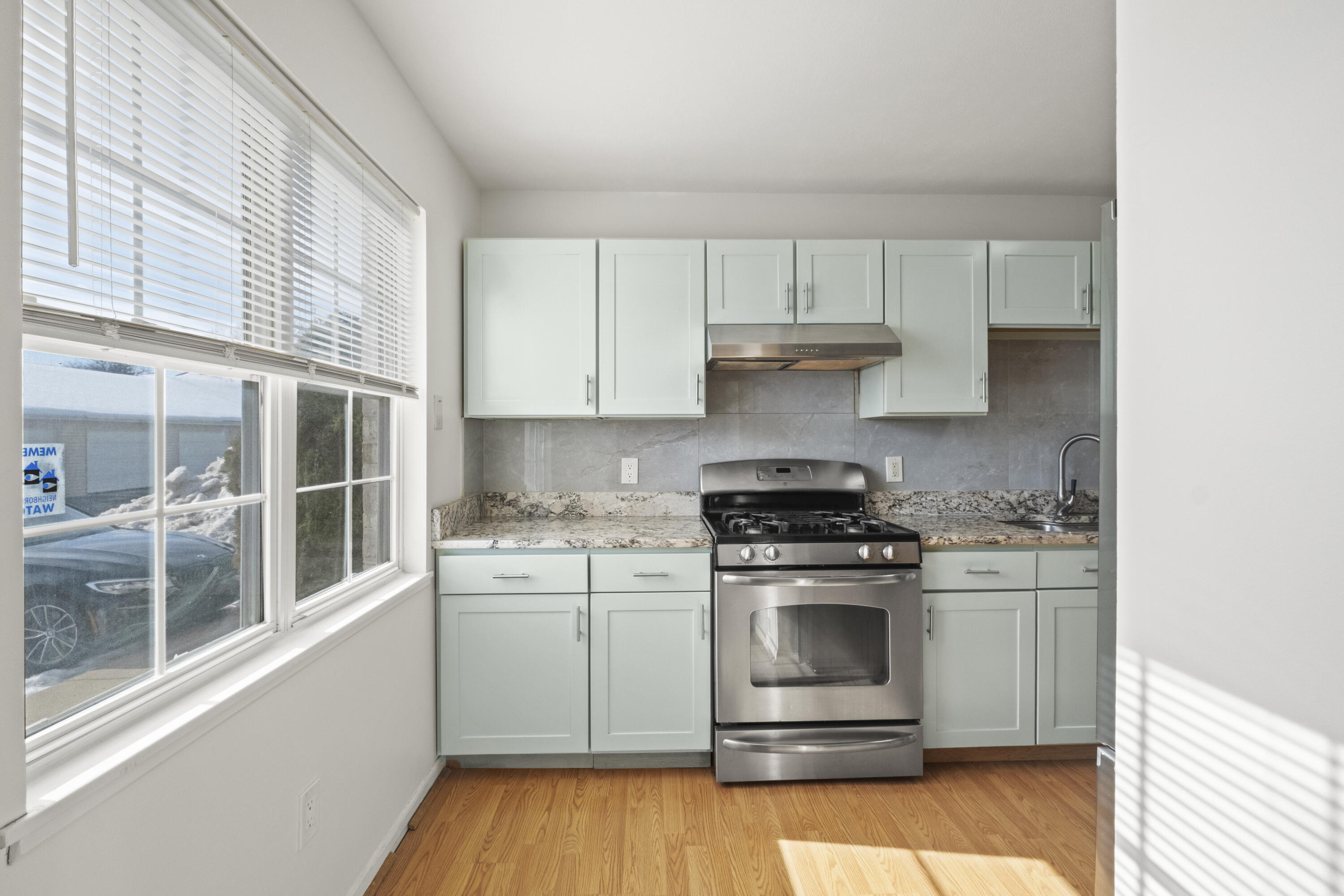 992 Ada Place Drive SE