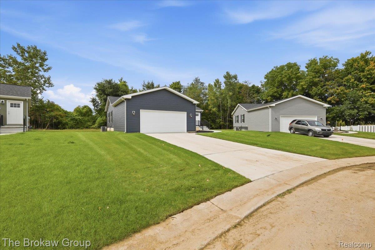 4231 Sugar Maple Run
