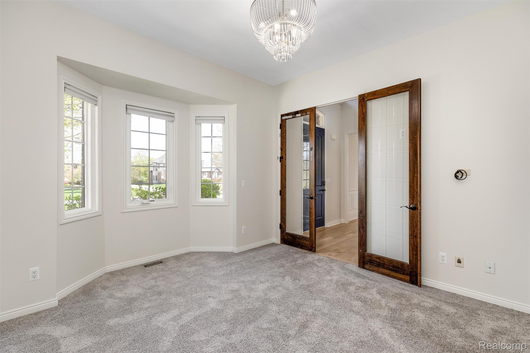 2862 Bay Hill Court