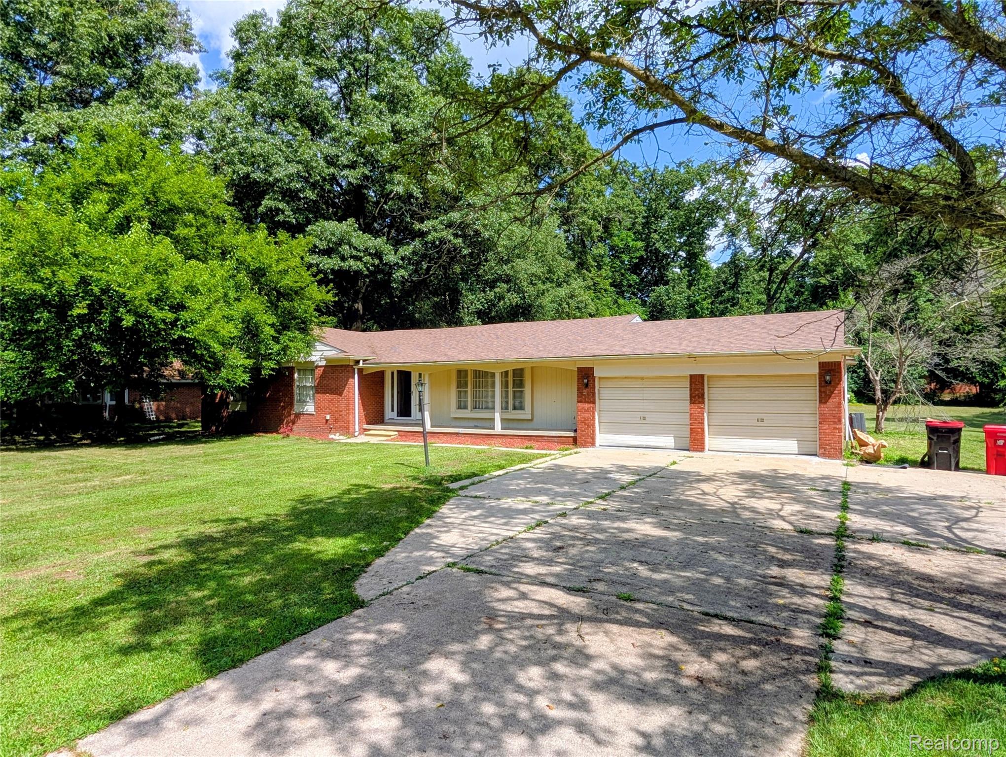 22048 Rougewood Drive