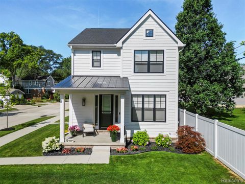 303 N Dorchester Avenue Royal Oak City MI 48067
