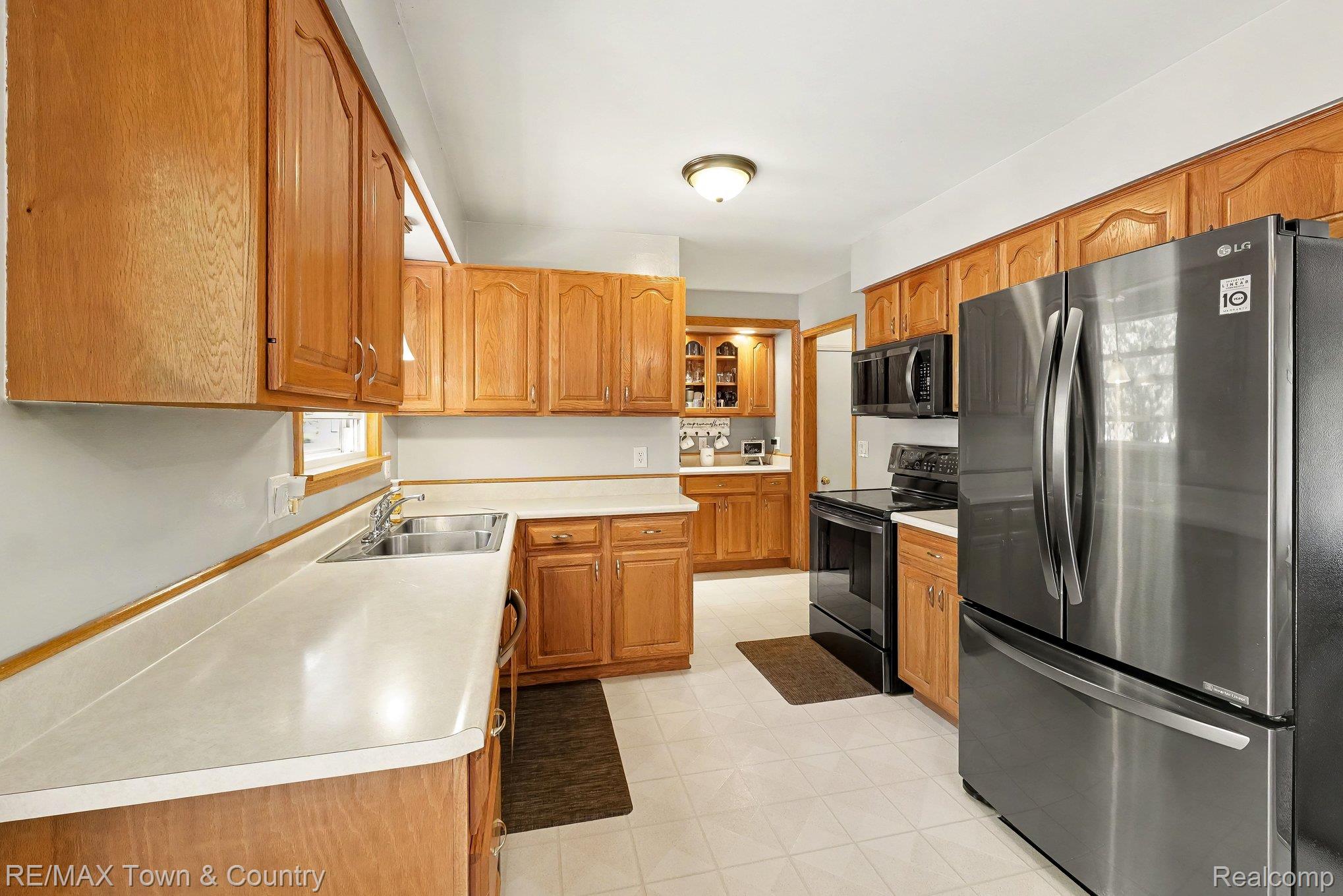 4374 Bridgeman Trail