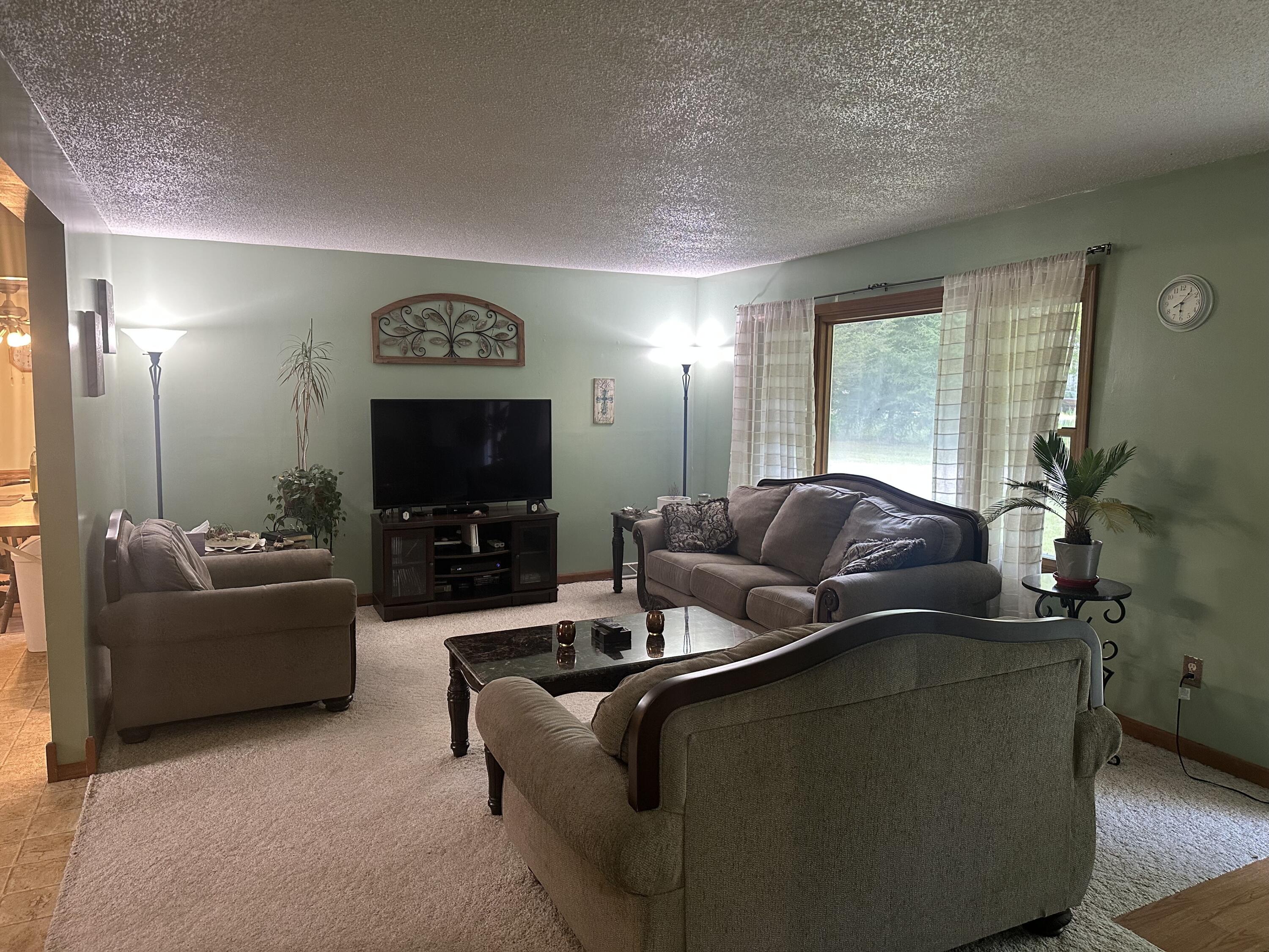 1807 W River Road