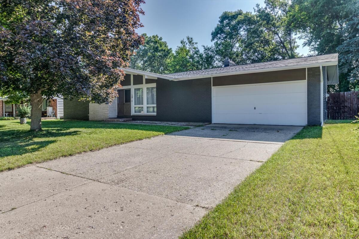 109 Parkshore Drive