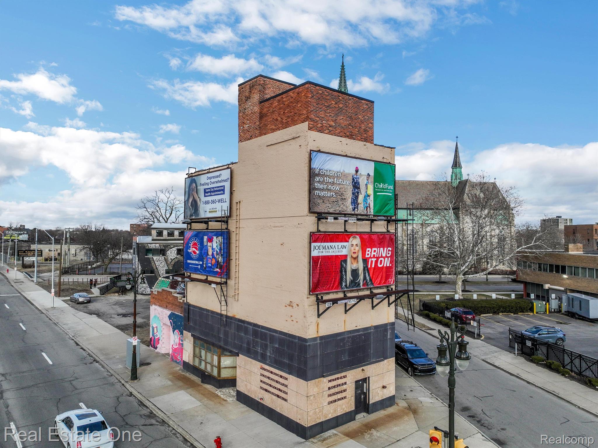 1528 GRATIOT Avenue