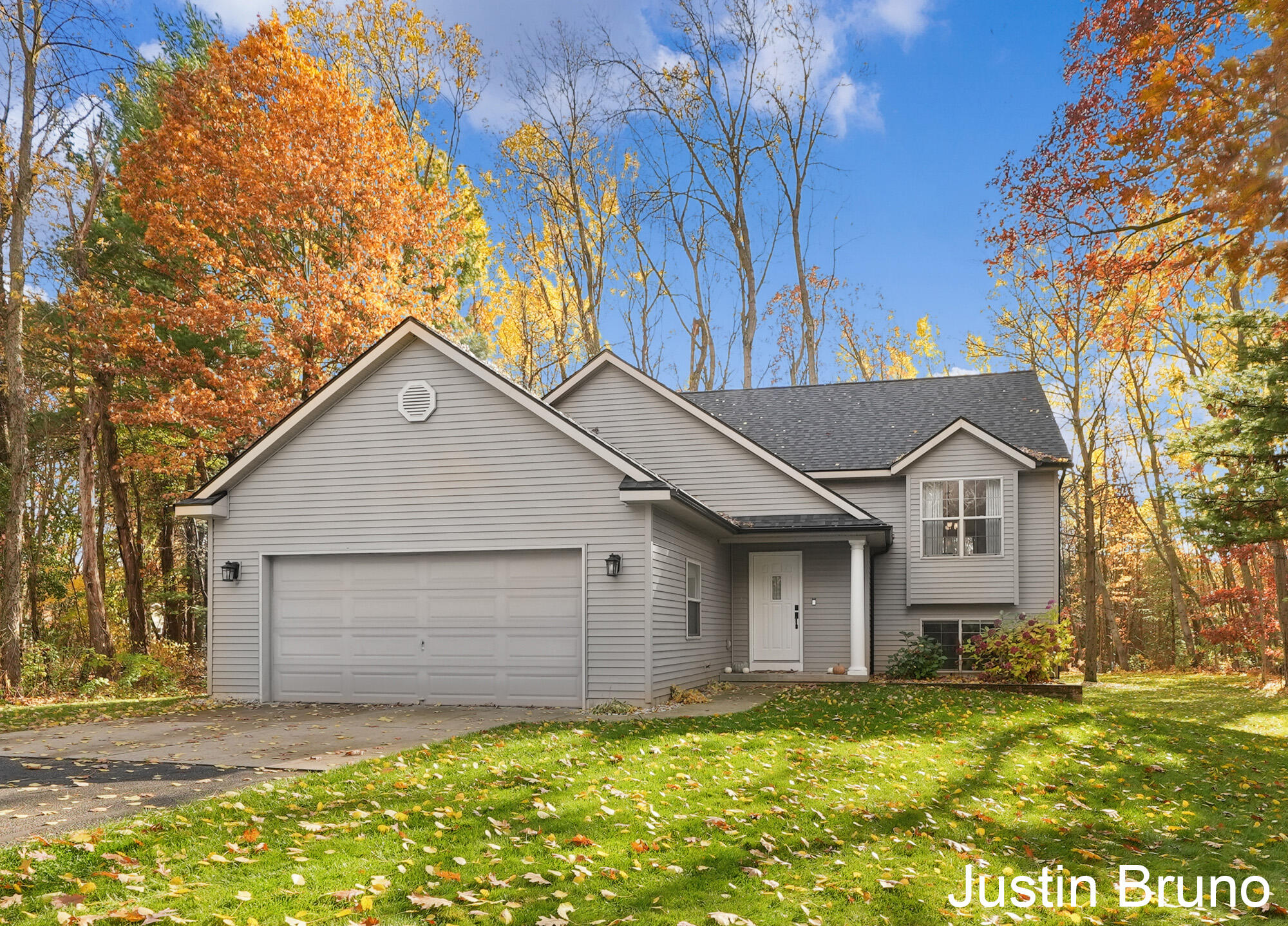 10811 Timberline Drive