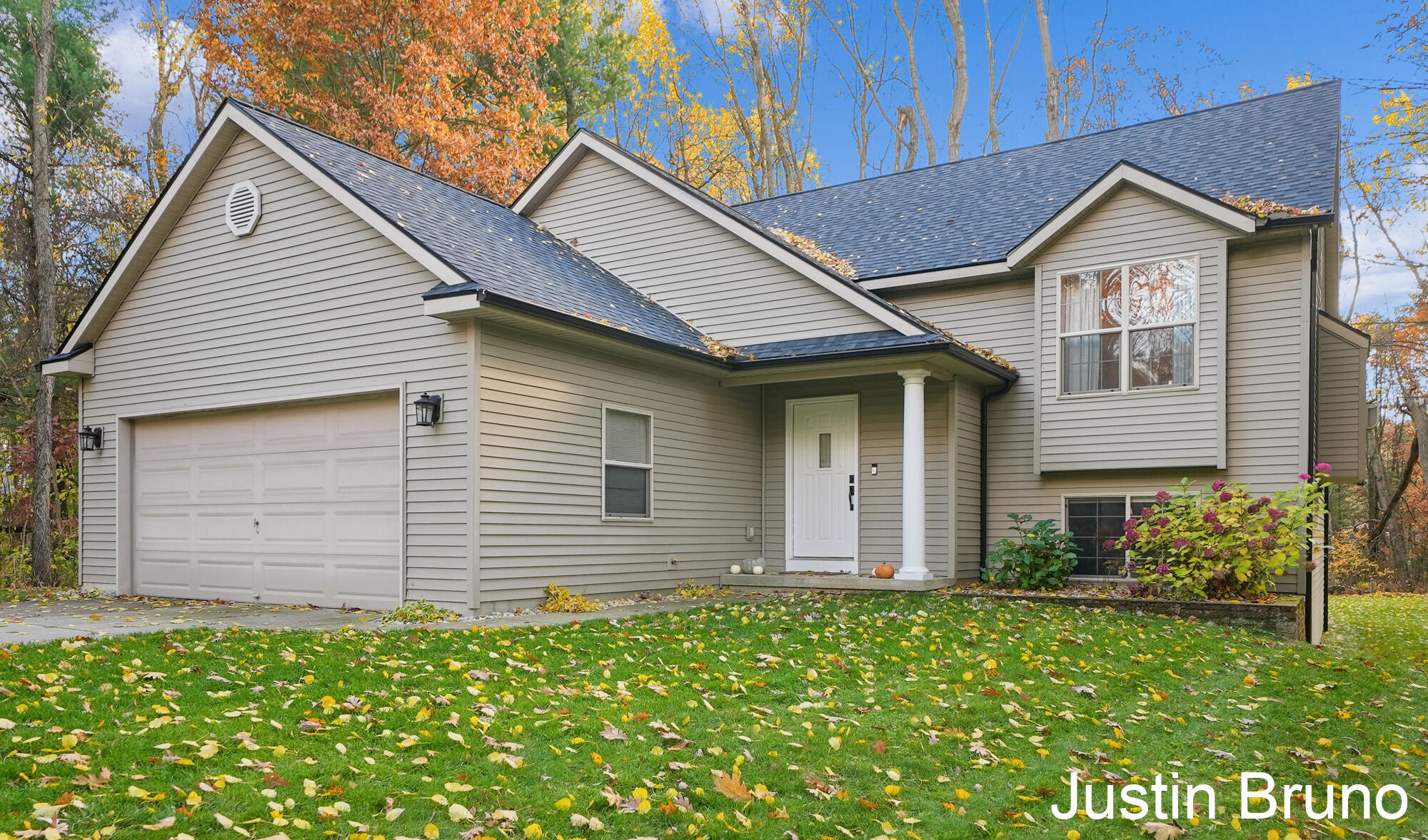 10811 Timberline Drive