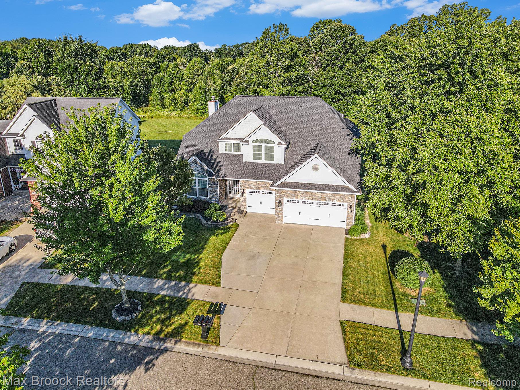 2192 Kildare Drive