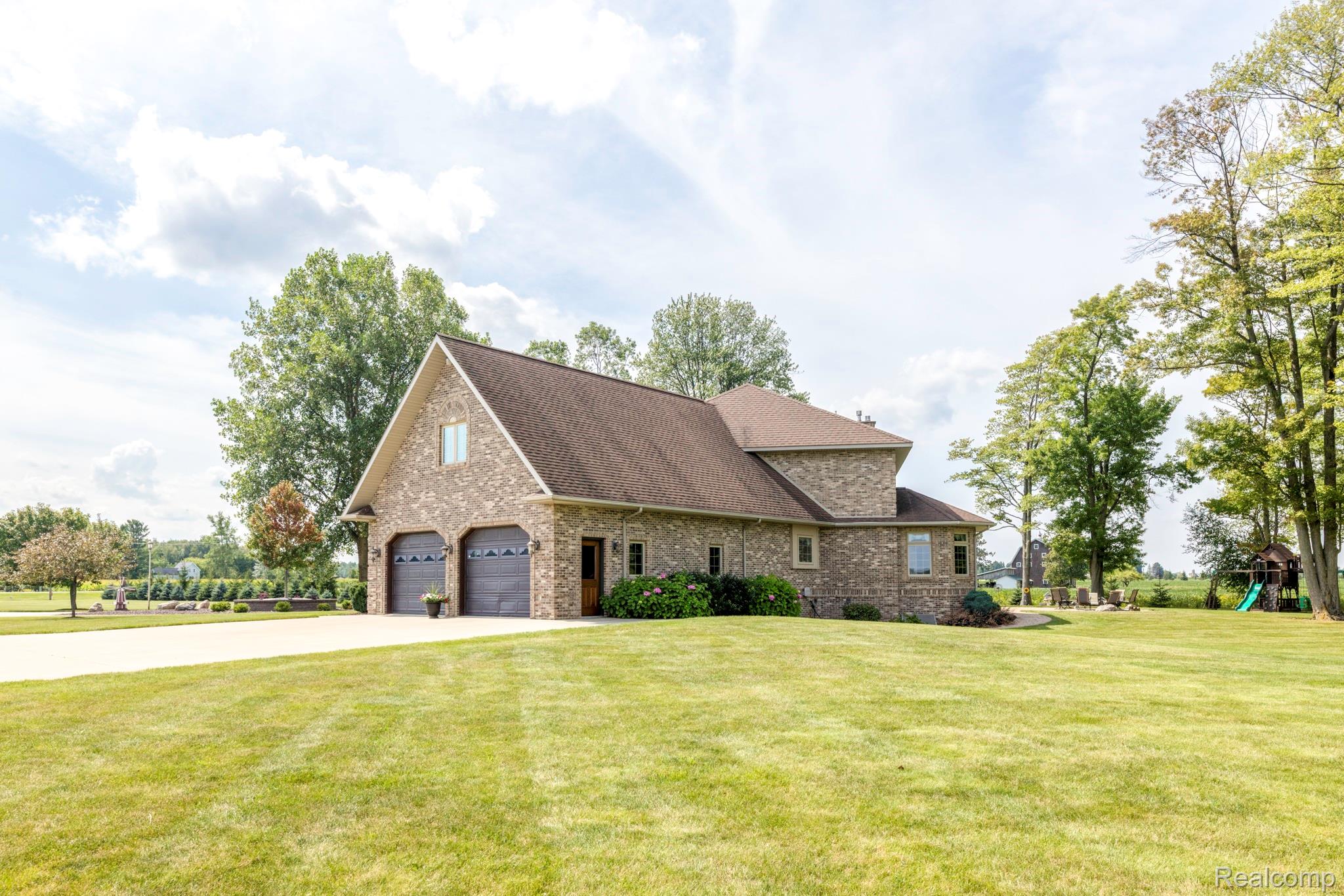 8371 Section Line Road