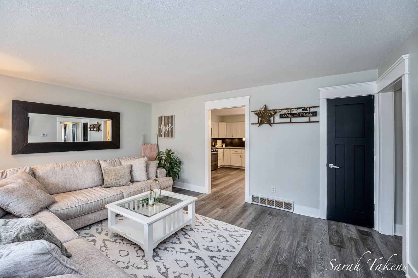 3766 Parkland Avenue SW