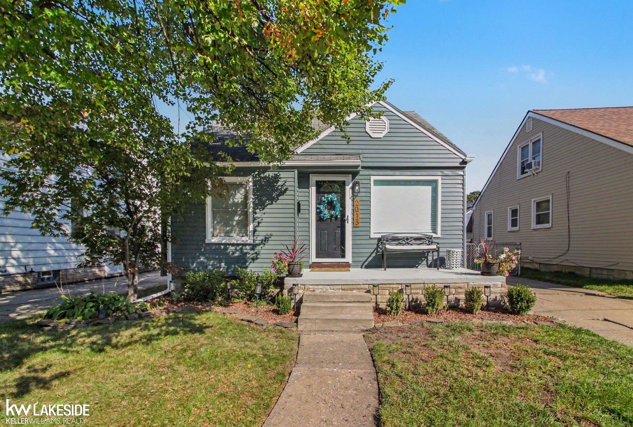 2013 E 4th Street