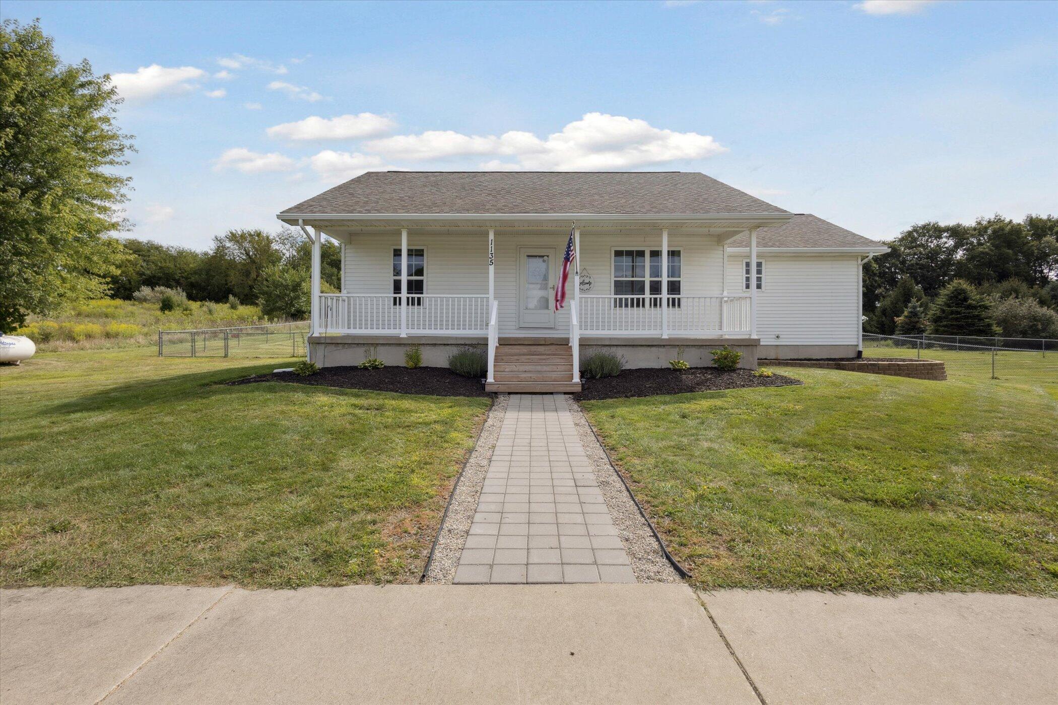 1135 Jack Henry Drive