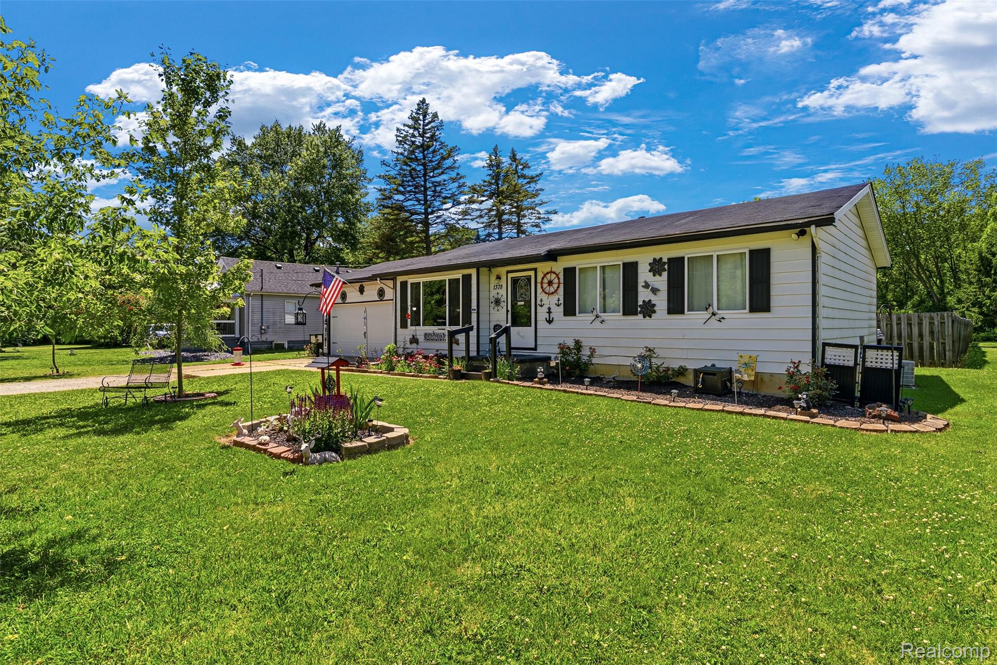 1378 Roat Court