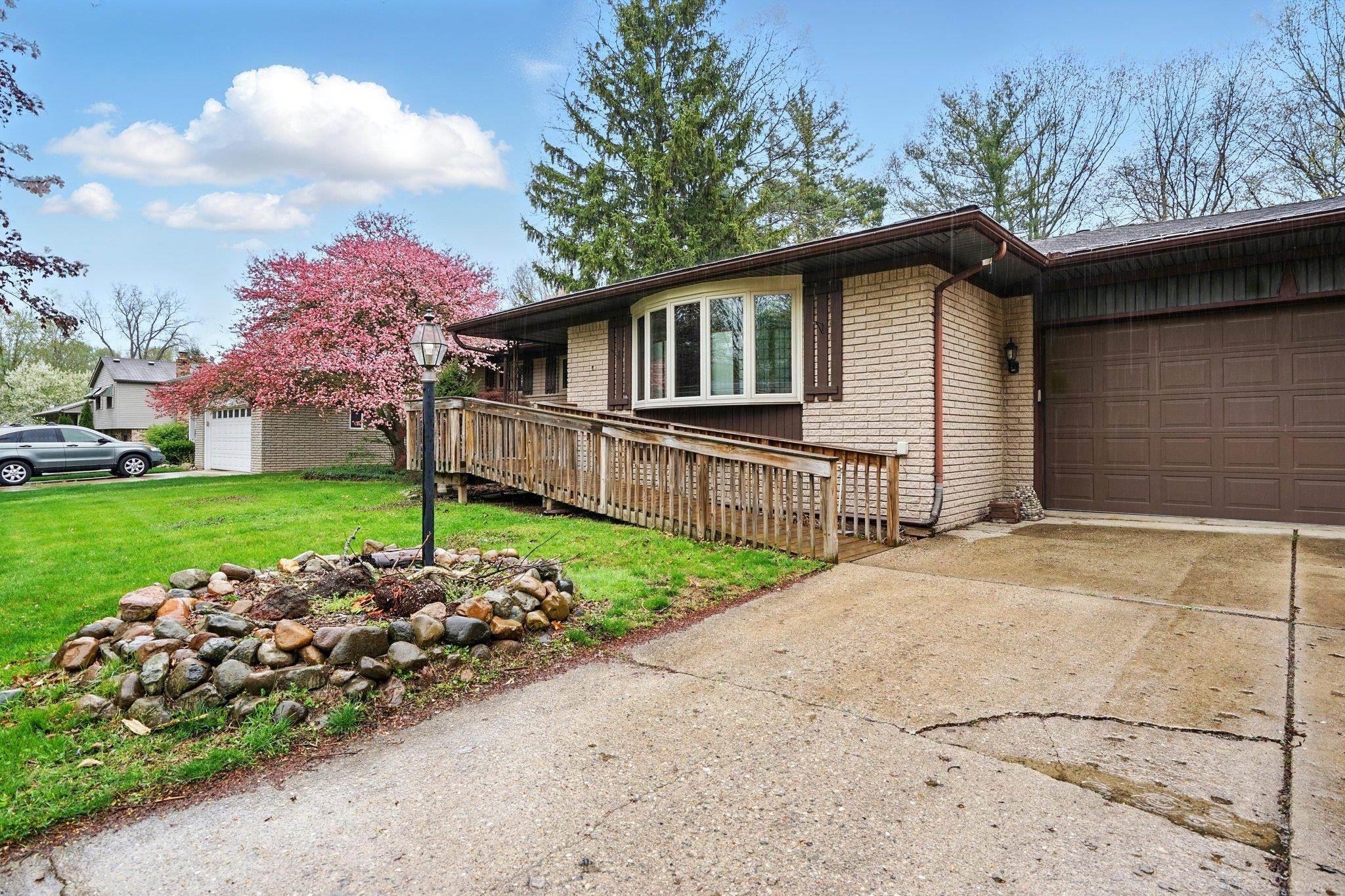 53284 Wolf Drive