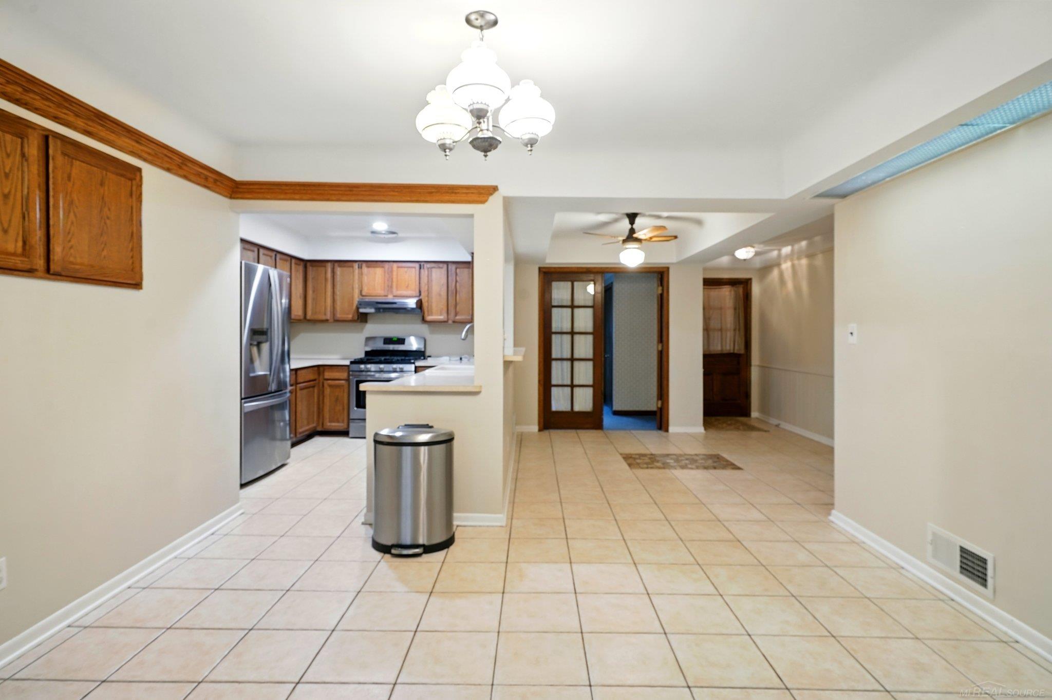 53284 Wolf Drive