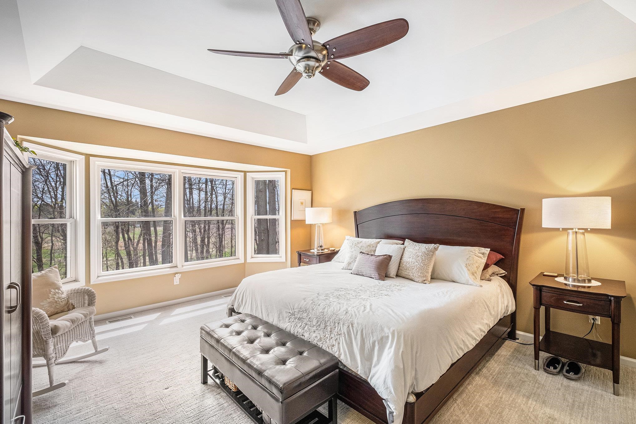 5489 Hidden Oak Circle