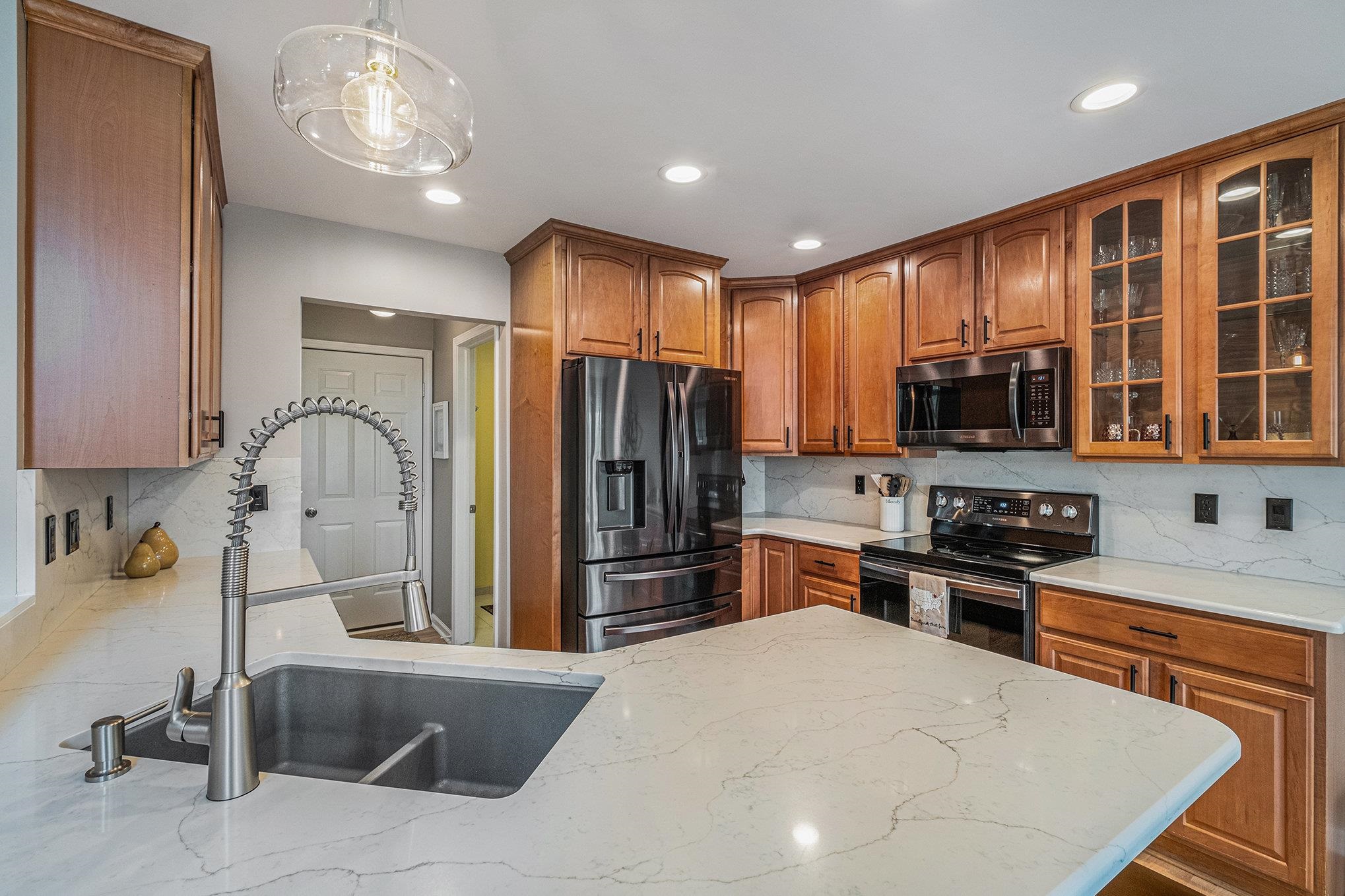 5489 Hidden Oak Circle