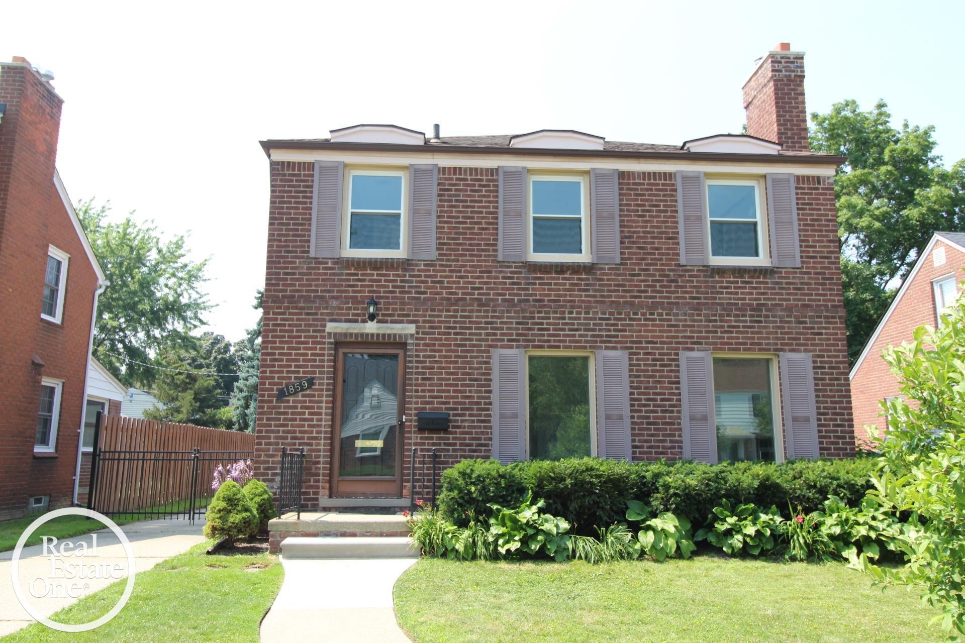 1859 Country Club Drive