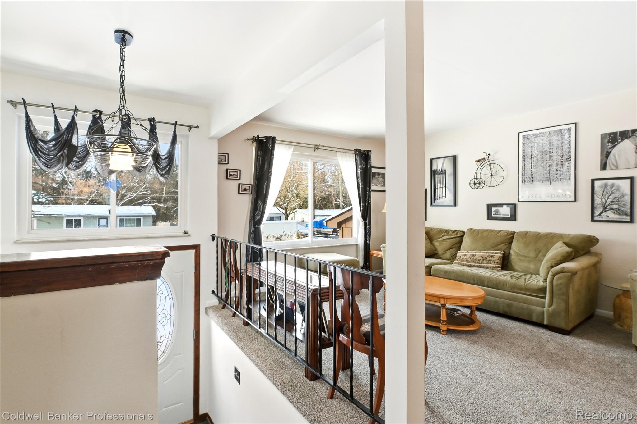 4904 Lake Grove Drive