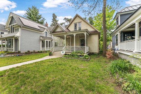 521 Fifth Street Traverse City City MI 49684