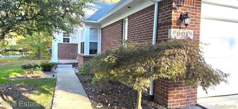 691 Chestnut Drive Wixom City MI 48393
