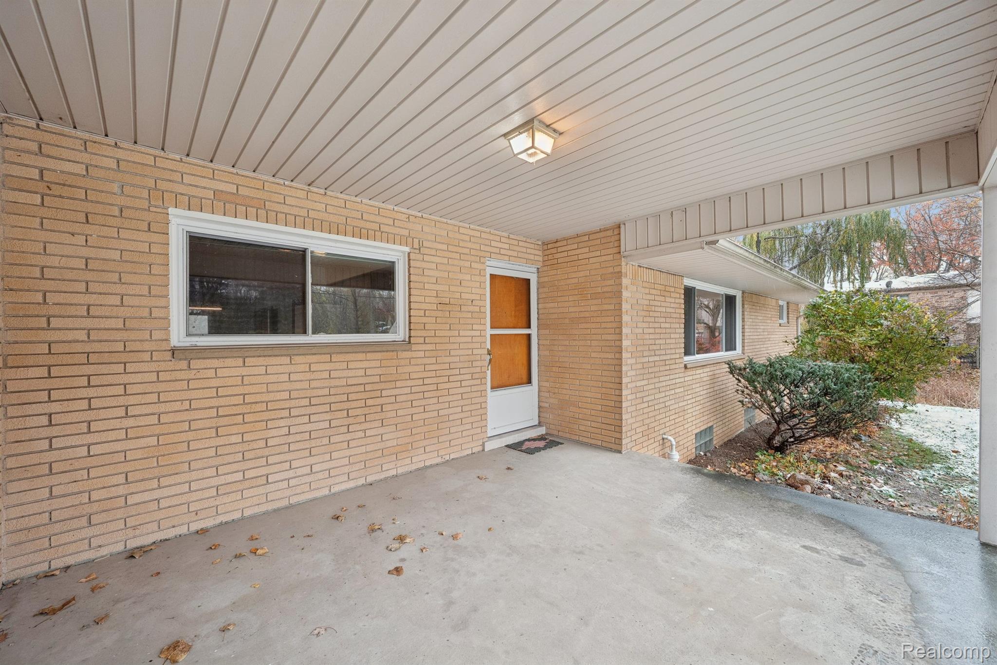 21697 McClung Avenue