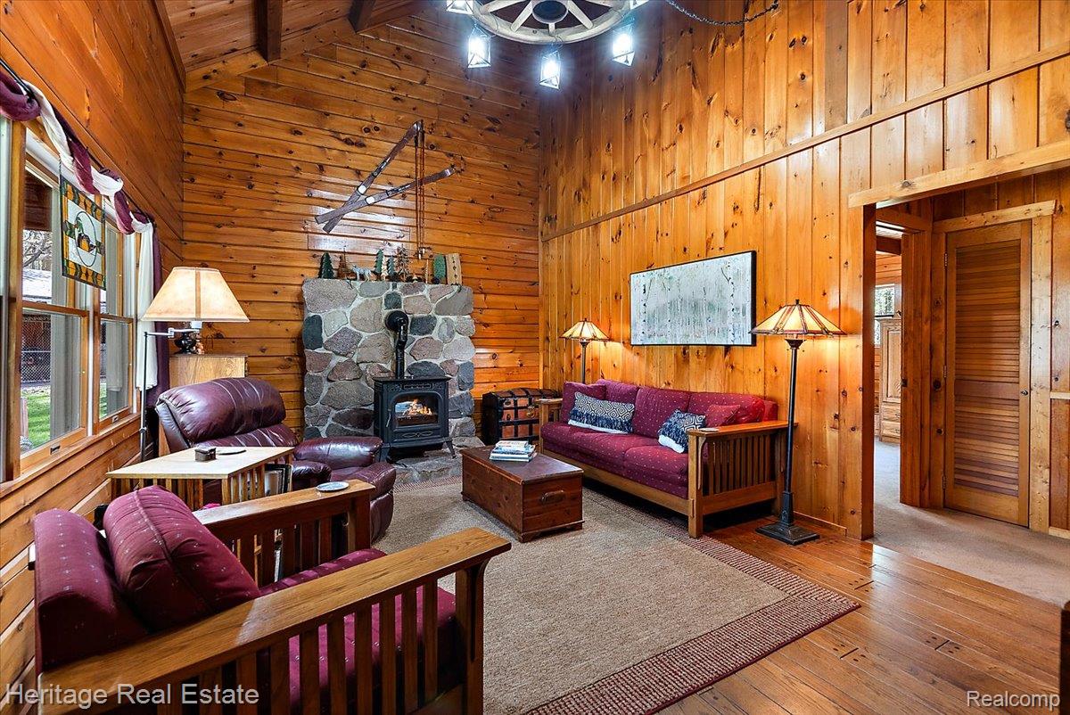 51323 County Road 215 Road