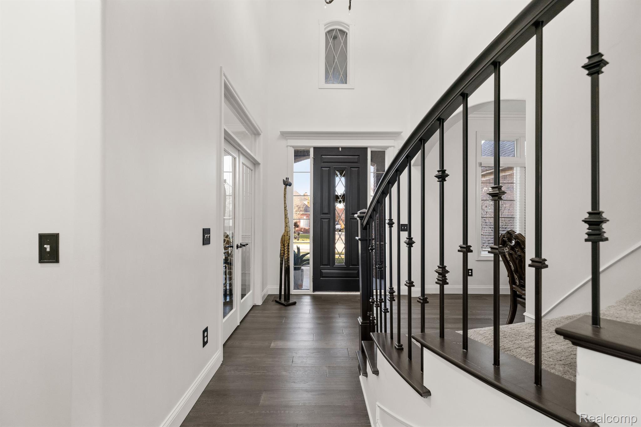 54381 Pelican Lane
