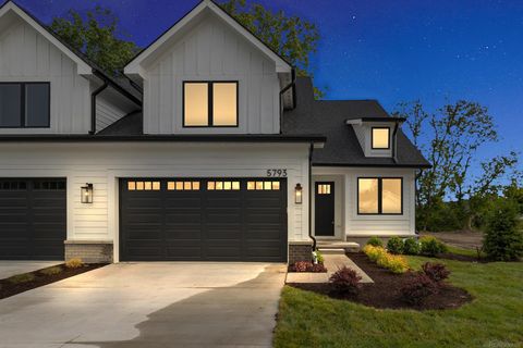 5793 Heights Boulevard Sterling Heights City MI 48314