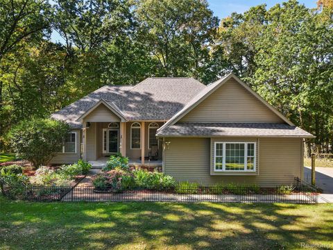 11371 Runyan Lake Road Tyrone Township MI 48430