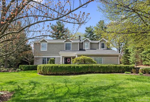 Photo of 152 Randolph Road, Rochester Hills City, MI 48309 (MLS # 20261029031)