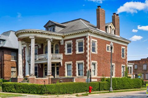 206 Eliot Street Detroit City MI 48201