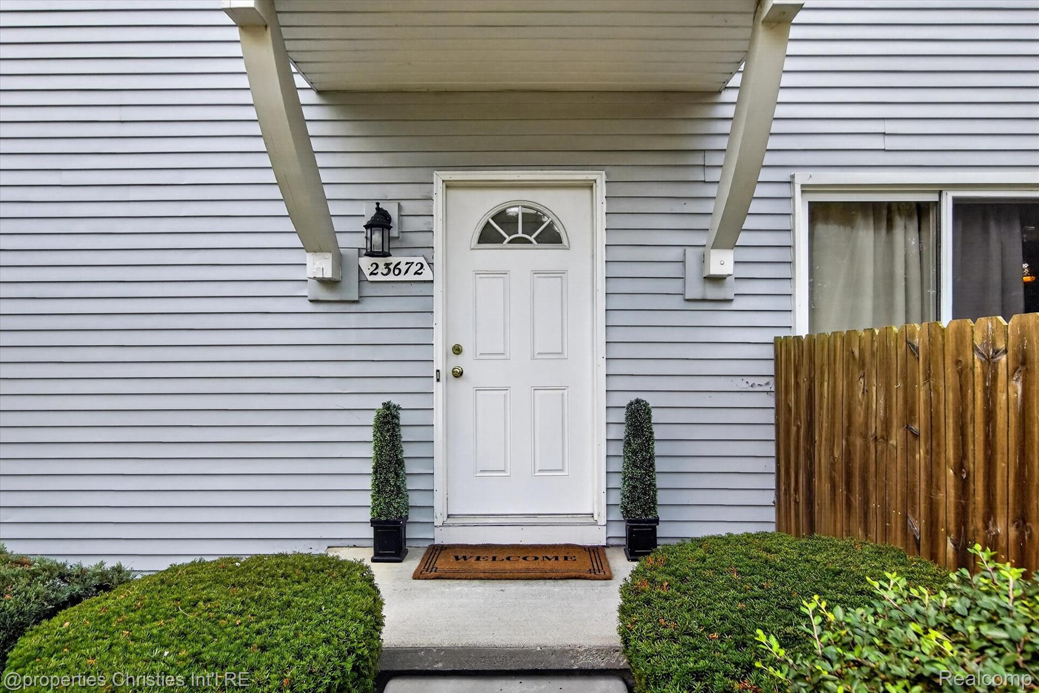 23672 N Rockledge