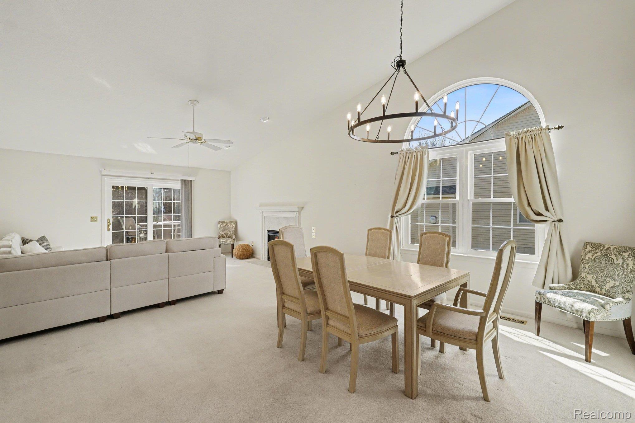 11143 Strathmore Court 14