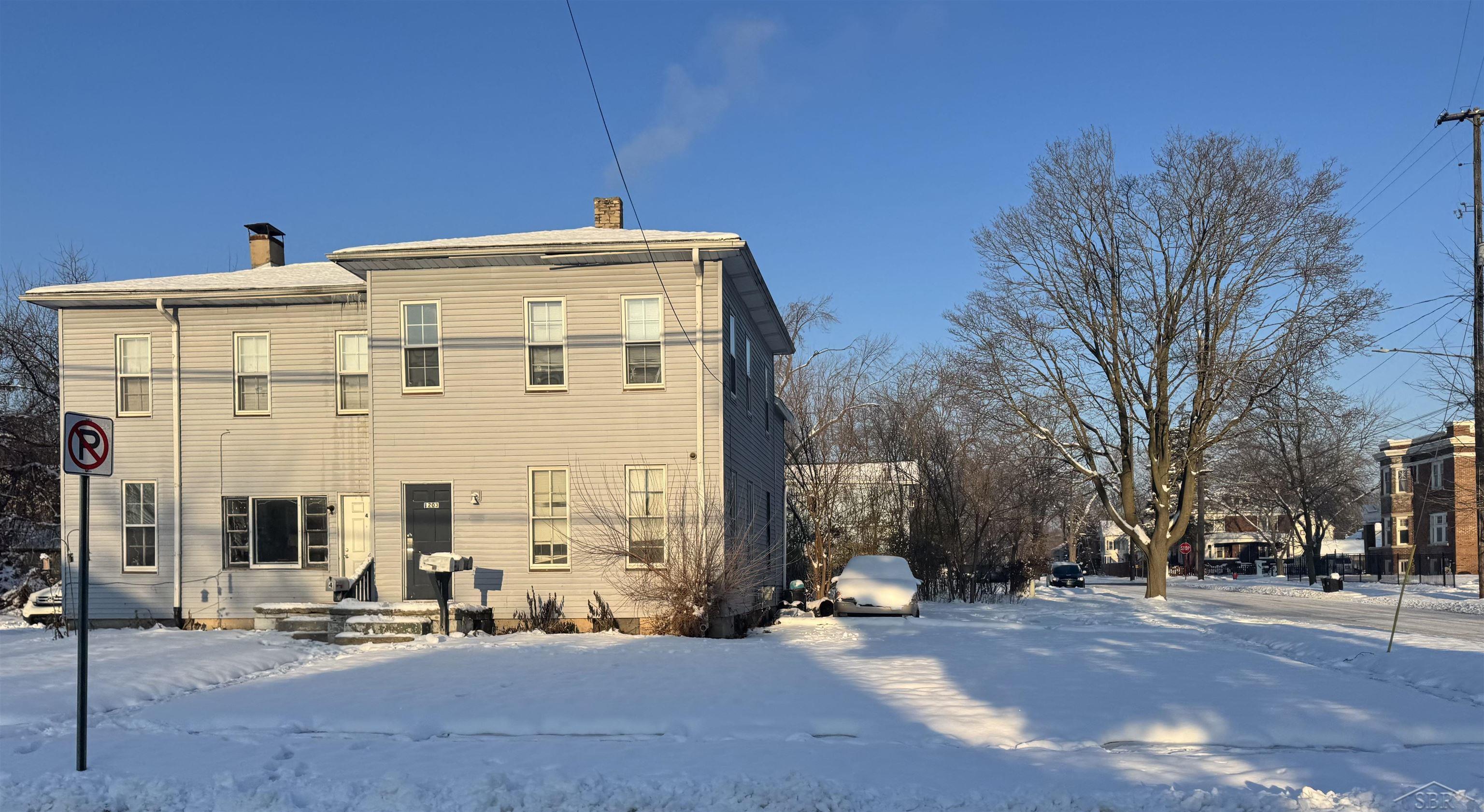 1203 S Hamilton Street