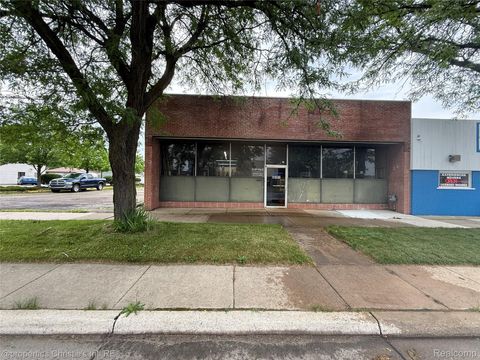 1814 EUREKA Road Wyandotte City MI 48192