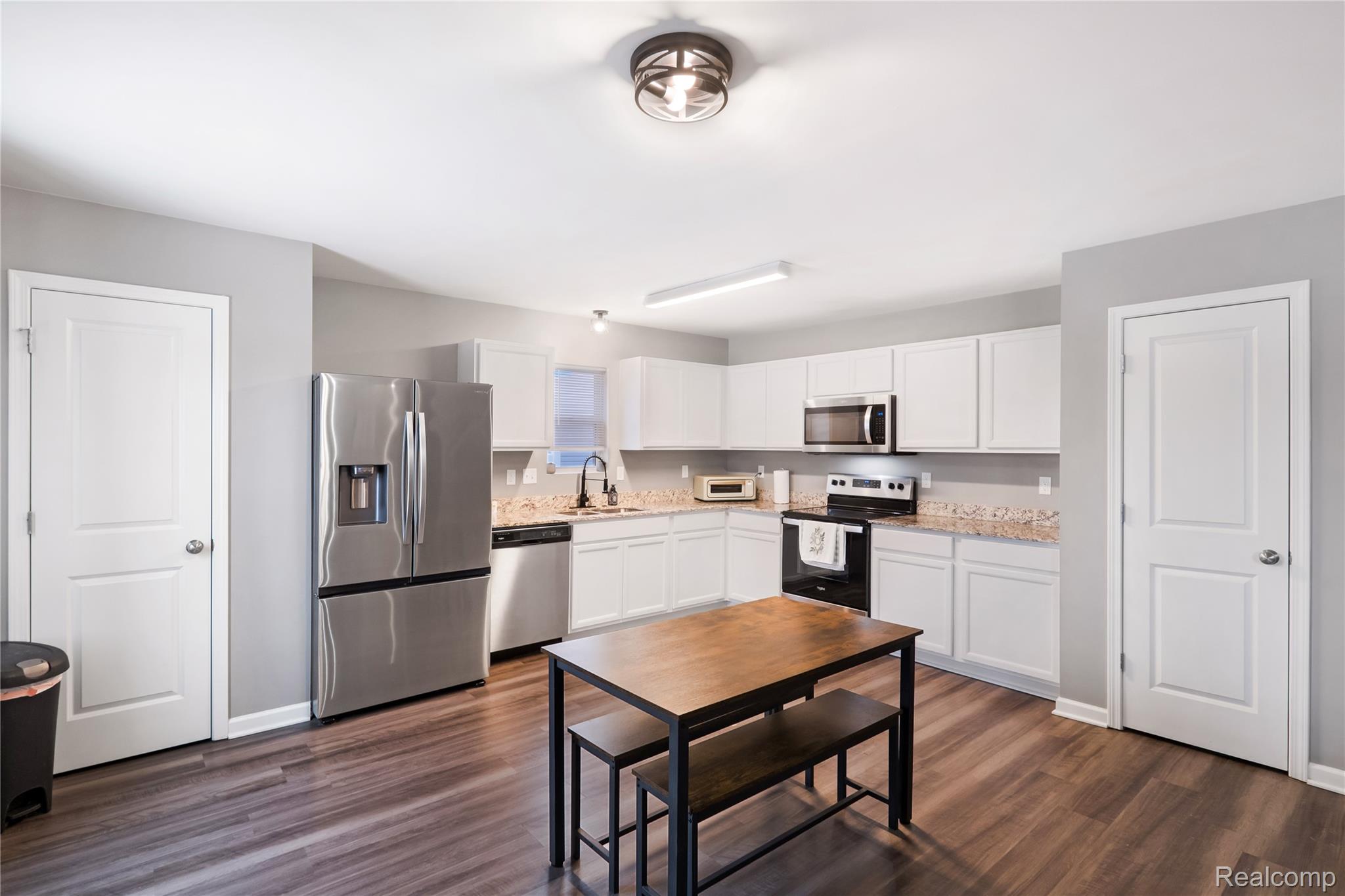 6062 Crooked River Drive