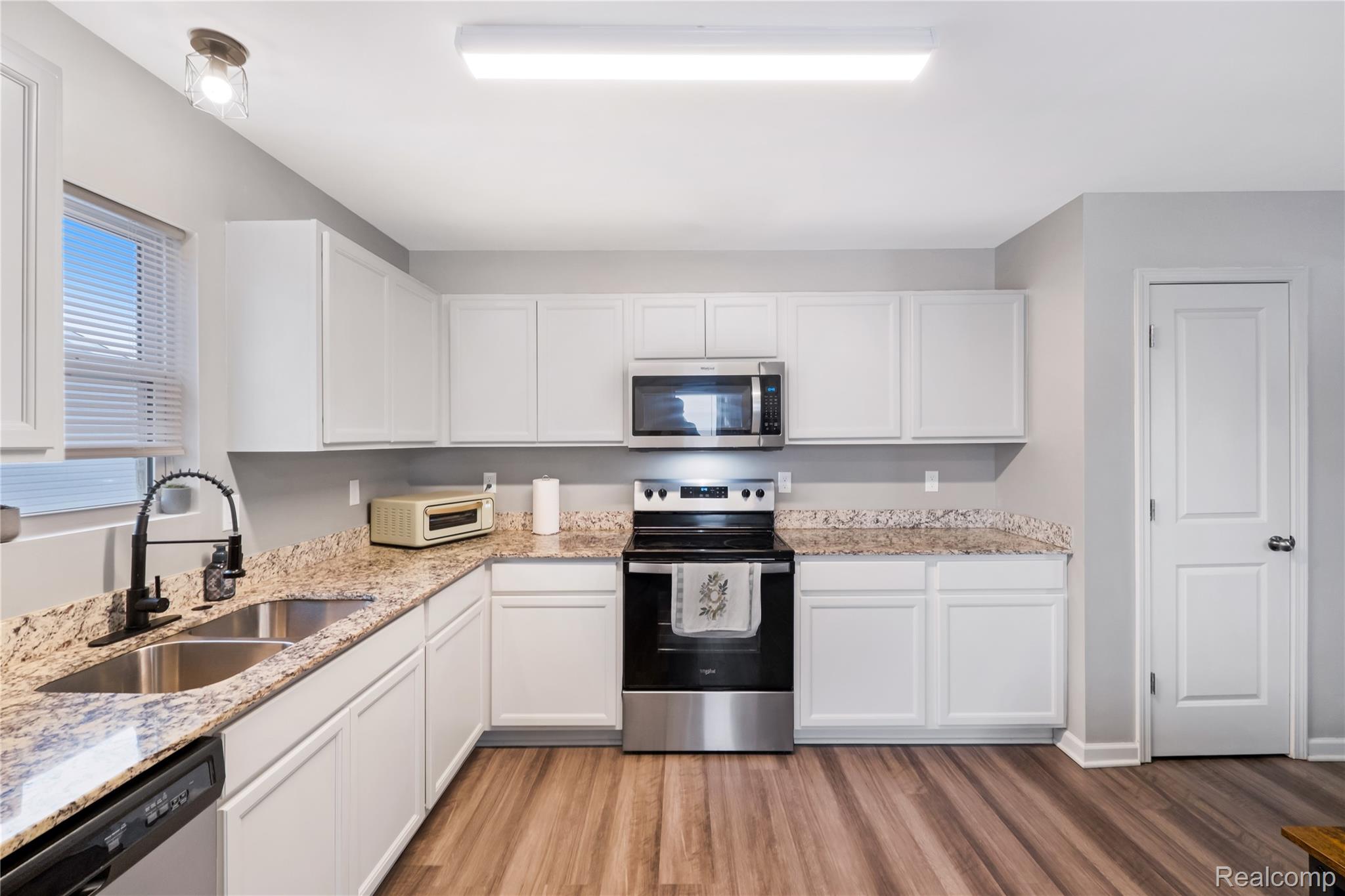 6062 Crooked River Drive