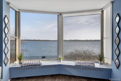 8200 E Jefferson Avenue 209 Detroit City MI 48214