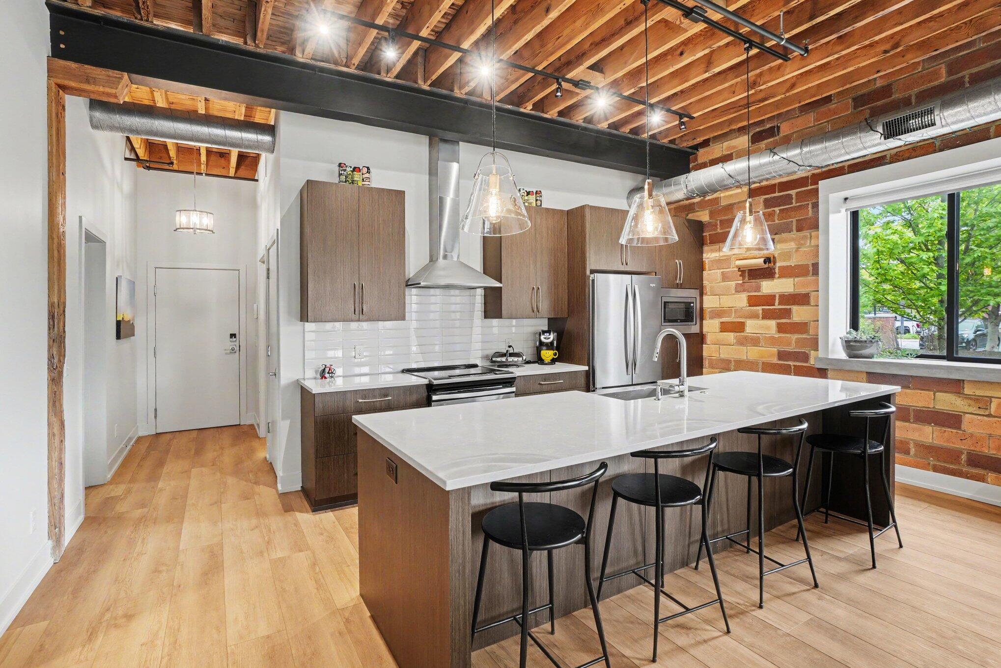 110 Central Avenue 102