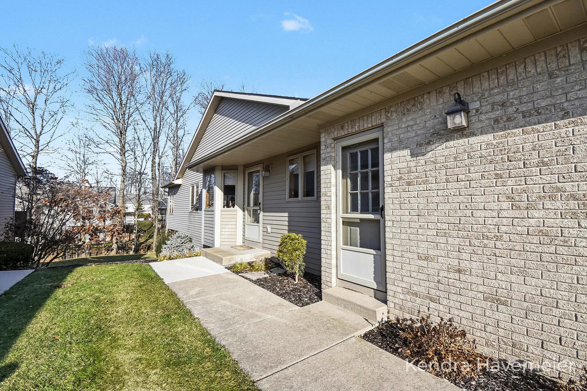 2177 Creekside Drive SW 39